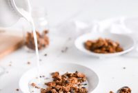 Chocolate Chip Oatmeal Cookie Granola: Crunchy Homemade Recipe