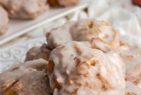 Crispy Homemade Apple Fritters Recipe for Irresistible Fall Treats