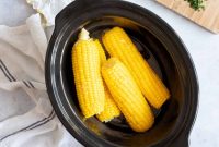 Slow Cooker Corn on the Cob: Tender, Juicy Crockpot Recipe