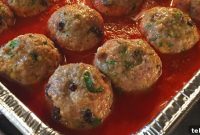 Sicilian-Style Meatballs in Fresh Basil Marinara