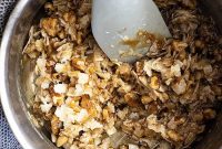 Lazy Daisy Frosting Recipe for Simple, Classic Cake Topping