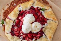 Rustic Strawberry Galette Recipe: Flaky Crust and Fresh Filling