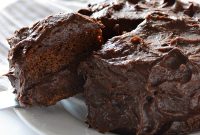 Classic Old-Fashioned Chocolate Cake Recipe for Rich, Moist Cake