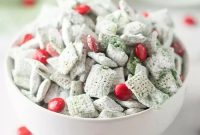 Grinch Puppy Chow Holiday Snack Mix Recipe