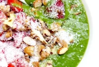 Anti-Inflammatory Green Smoothie Bowl for Better Wellness