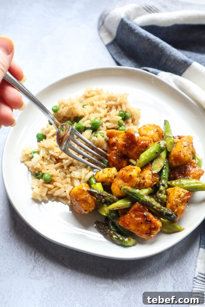 Serving of turmeric black pepper chicken
