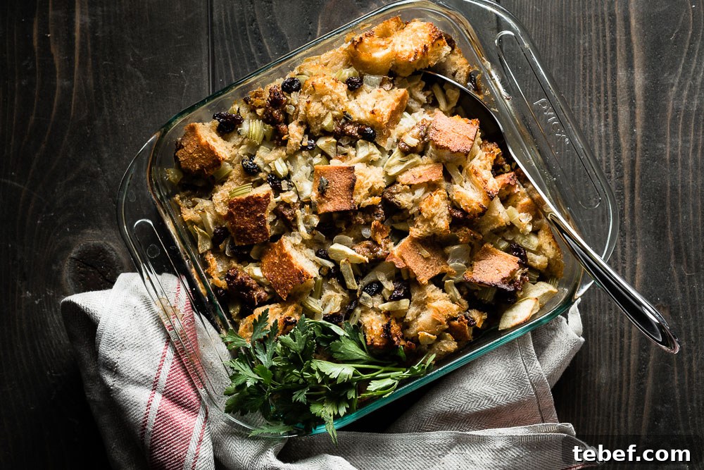 sourdough stuffing with sausage and apples