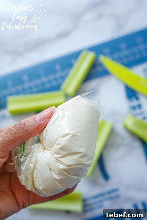 Piped cream cheese