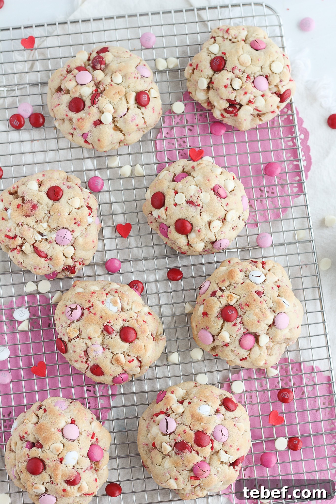 Cooling giant cookies