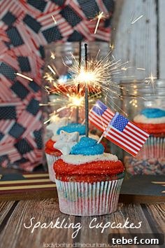 Sparkling Cupcakes | 25+ Patriotic Treats