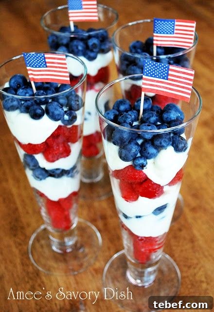 Skinny Berry Parfaits | 25+ Patriotic Treats