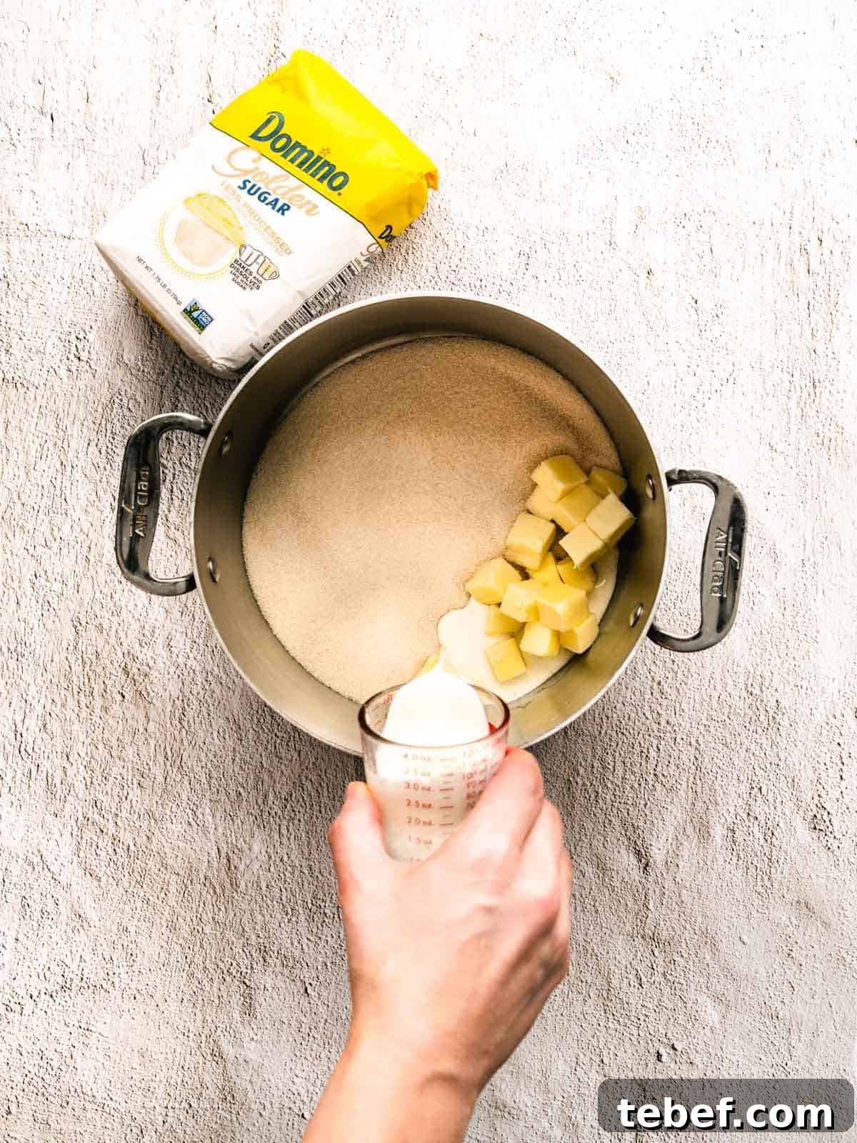 how to make white chocolate peppermint fudge step 1