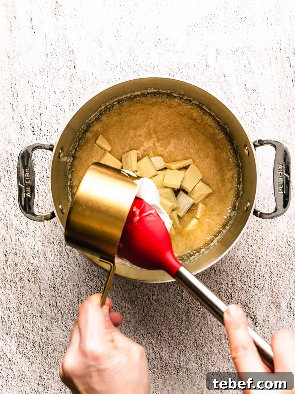 how to make white chocolate peppermint fudge step 4